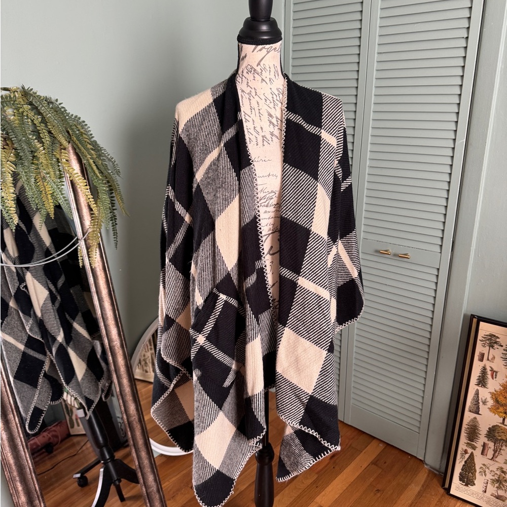 Plaid Black and Cream Women's Poncho